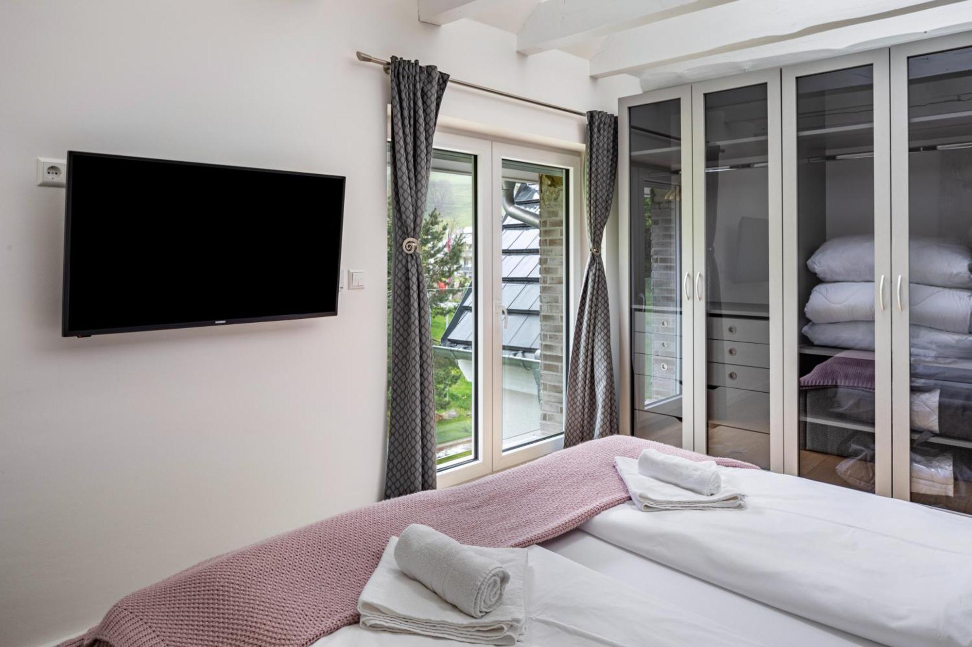 Skylodges *